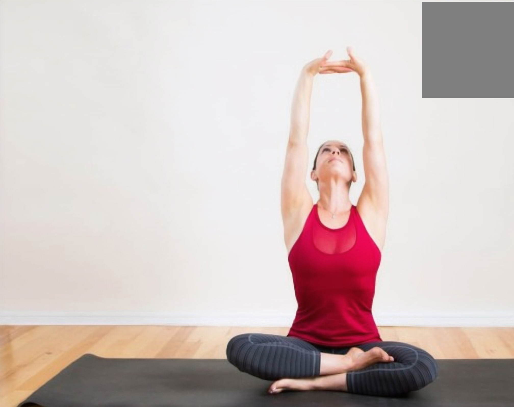 Yoga là bài tập rất tốt cho người bị viêm cột sống dính khớp